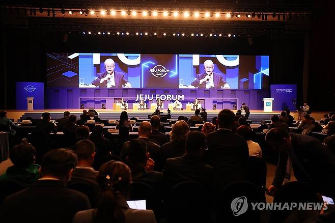 지난해 열린 제19회 제주포럼 [연합뉴스 자료사진]