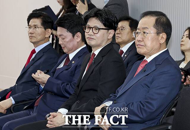 국민의힘 대선 경선 후보들은 공통적으로 민간 중심의 공급 확대와 규제 완화를 핵심 기조로 내세웠으나 세부적 방향에는 차이가 있다. 사진은 김문수(왼쪽부터), 안철수, 한동훈, 홍준표 후보. /국회사진취재단