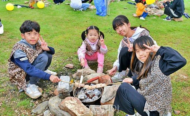 공주 석장리구석기 축제 음식나라/사진-공주시