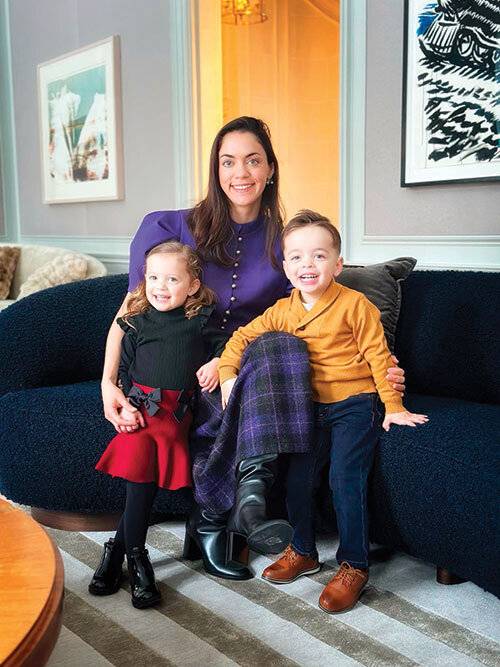 시본 질리스와, 그녀가 머스크와의 사이에서 출산한 쌍둥이 딸 아주르, 아들 스트라이더.