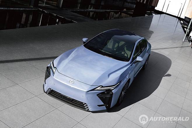 렉서스가 신형 ES를 중국에서 공개했다(렉서스)