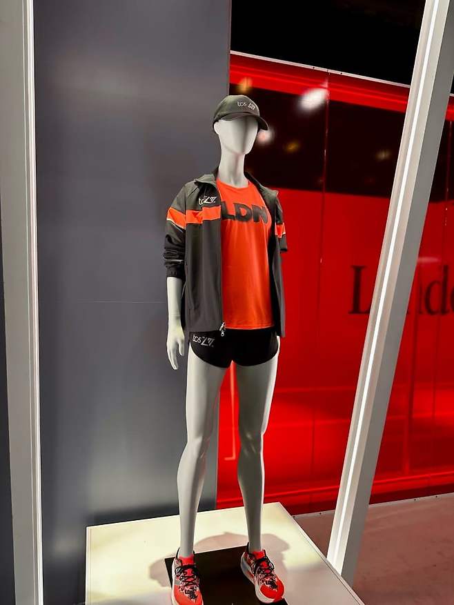 0c9bf47ec6f16c8423998ee54e9c706e6e7dc97610f0b1e1d9470f20438fa40154a79057f4fa58b6faeb68b071c713672561cd244f