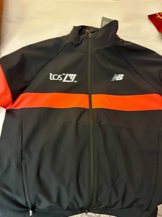 08e88404c6f76cf0239bf4e6329c7018dcfc93b4b90df057cfde7c3e3095274d3cd119f9b280043ae224d4a48b016379accd31d331