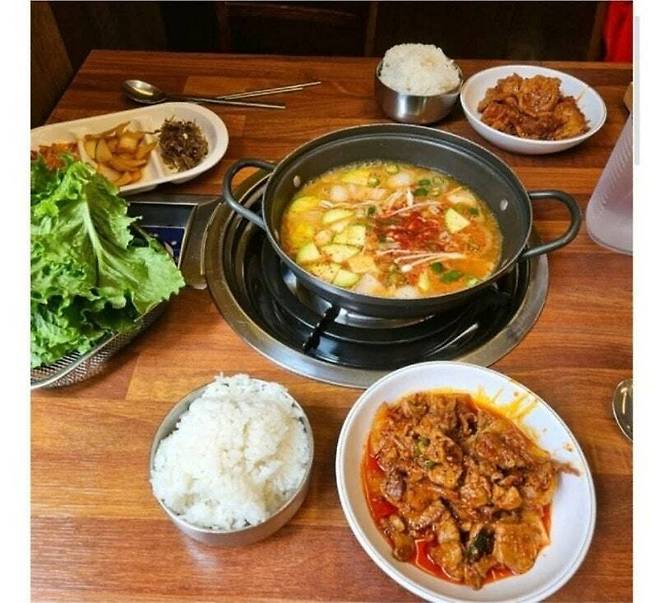 i1784964247.jpg 된장찌개 1인분 1만원에 장사 잘 된다는 집...jpg