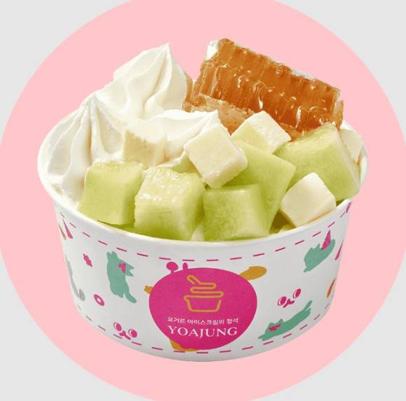 '요거트 아이스크림의 정석(요아정)'에서 판매하는 아이스크림 메뉴. 요아정 제공