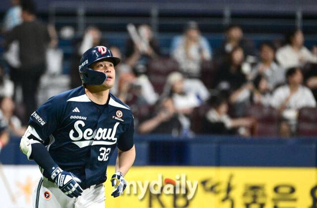 두산 김재환./마이데일리