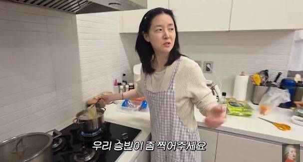 채널 ‘공부왕찐천재 홍진경’