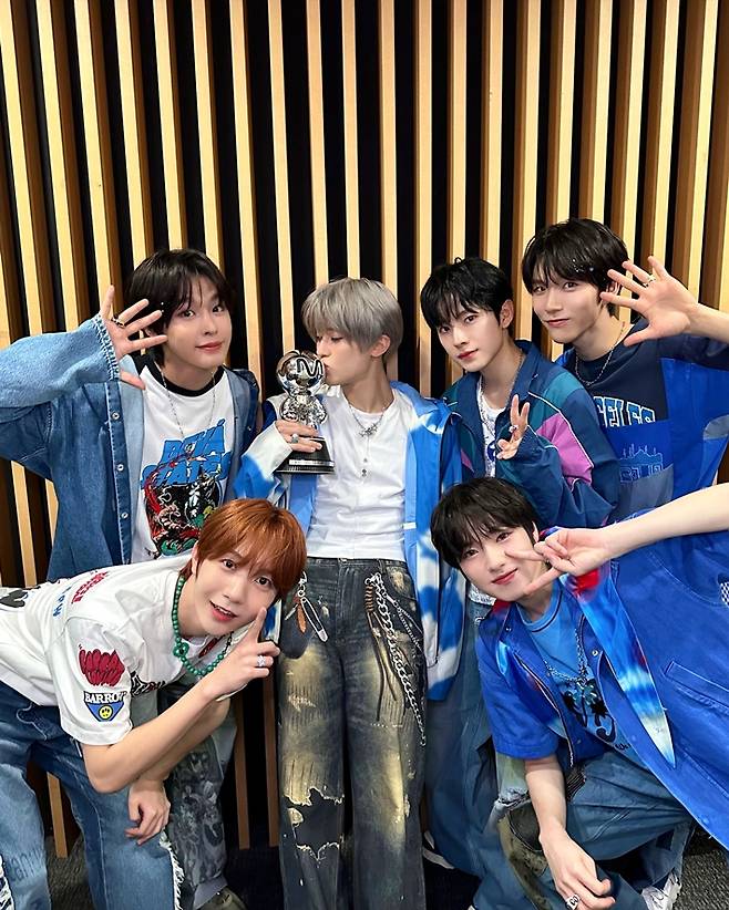 24일 방송한 엠넷 '엠카운트다운'에서 1위 한 NCT 위시. NCT 위시 공식 트위터