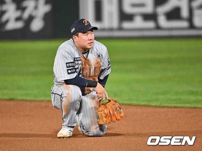 [OSEN=부산, 이석우 기자] 한화 이글스 안치홍 023 2025.04.24 / foto0307@osen.co.kr