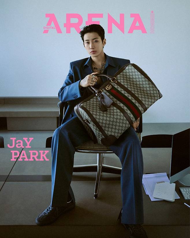 (사진 =아레나 옴므 플러스)