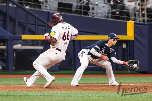 23일 경기에서 주루를 하고 있는 모습. /사진=키움 히어로즈