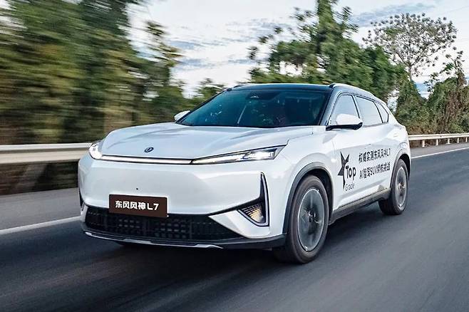 둥펑자동차 에올루스 L7