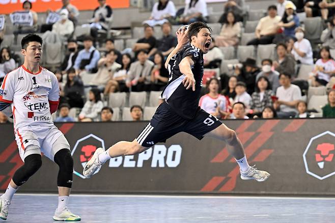 남자 핸드볼 H리그 두산이 10연패를 달성했다.(H리그 제공)