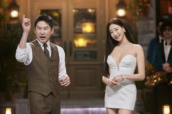 ‘SNL 코리아 시즌 7’ 신동엽, 김사랑. 사진 | 쿠팡플레이