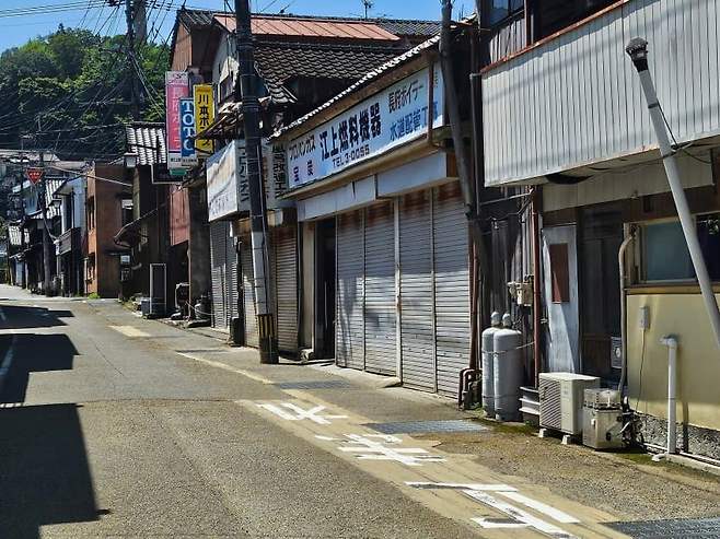 28b9d932da836ff23bea87e447897c6d281e902e86f3a1174924476c0bdfe0cbf8649b