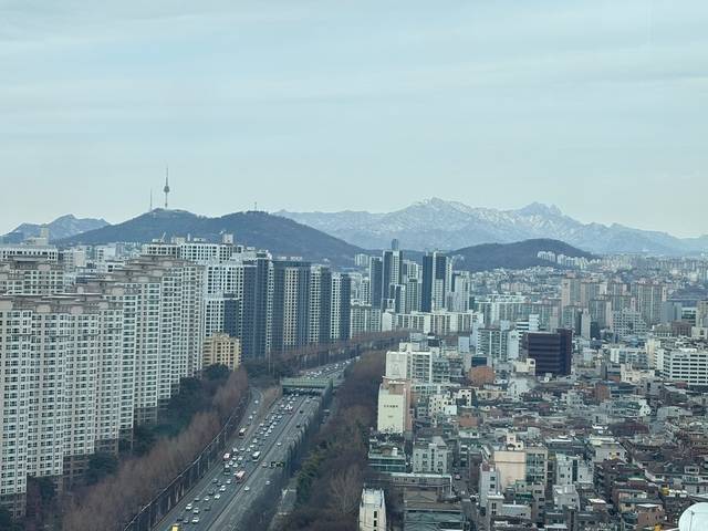 왼쪽으로 서울 서초구 반포자이가 보인다. 독자제공
