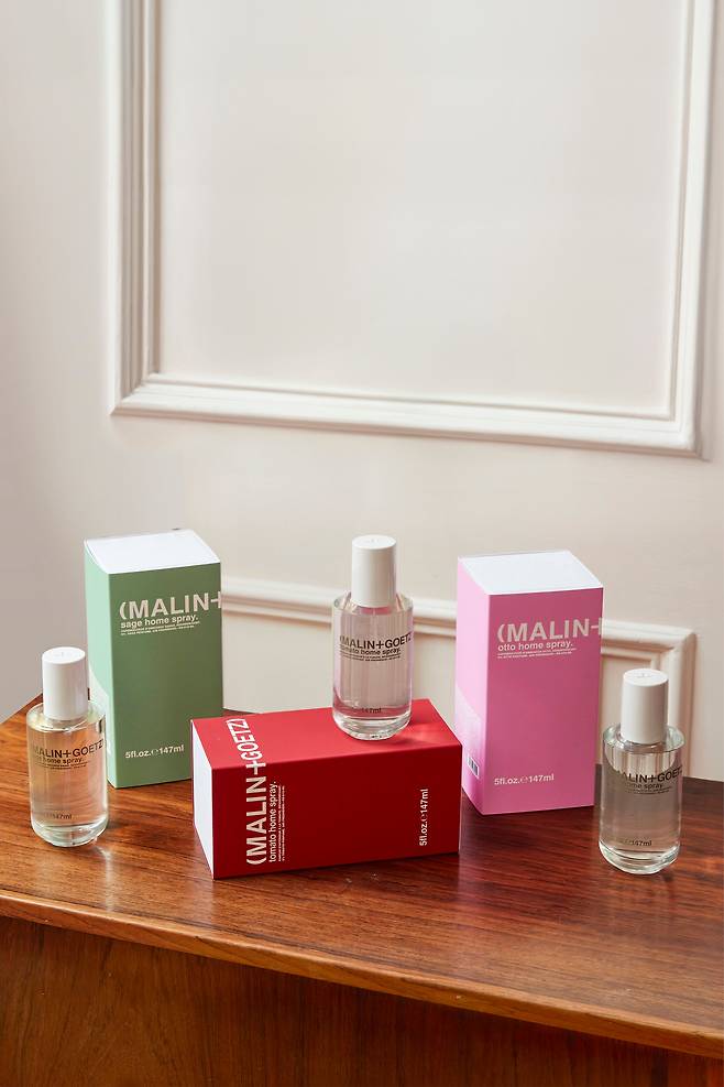 멜린앤게츠가 새롭게 선보인 오토와 세이지 홈 스프레이.