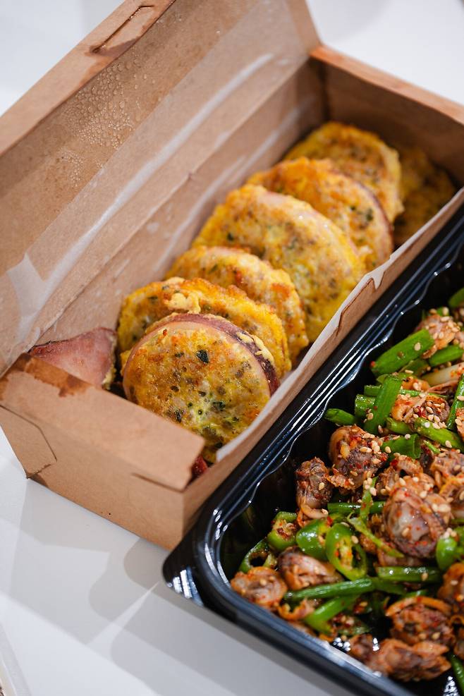 DSC_0037.jpeg 꼬막무침과 오징어순대