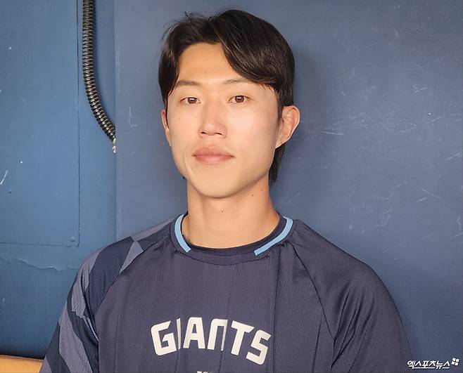 롯데 내야수 전민재는 27일 잠실구장에서 열릴 '2025 신한 SOL Bank KBO 리그' 두산과 주말 3연전 마지막 경기를 앞두고 취재진을 만나 현재까지 올 시즌을 돌아봤다. 잠실, 박정현 기자