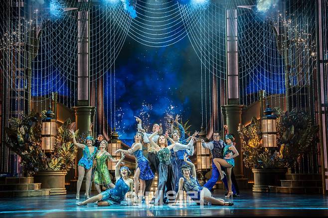 뮤지컬 ‘위대한 개츠비’ 영국 웨스트엔드 공연의 한 장면(사진=오디컴퍼니/ⓒJohan Persson)