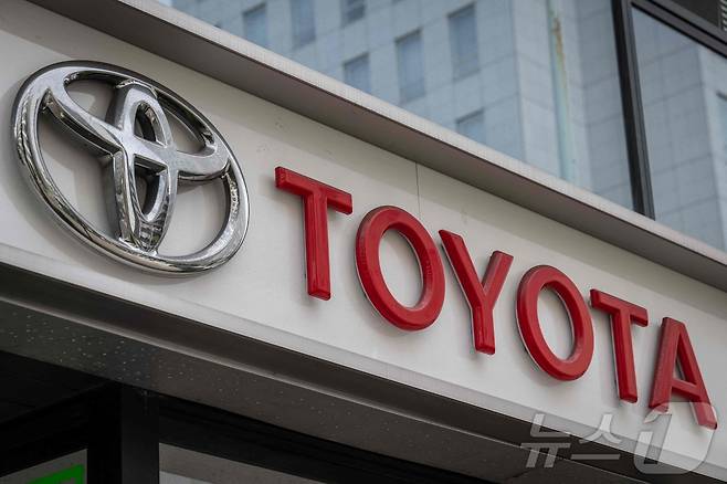 일본 도쿄의 토요타 매장 간판. ⓒ AFP=뉴스1 ⓒ News1 권진영 기자