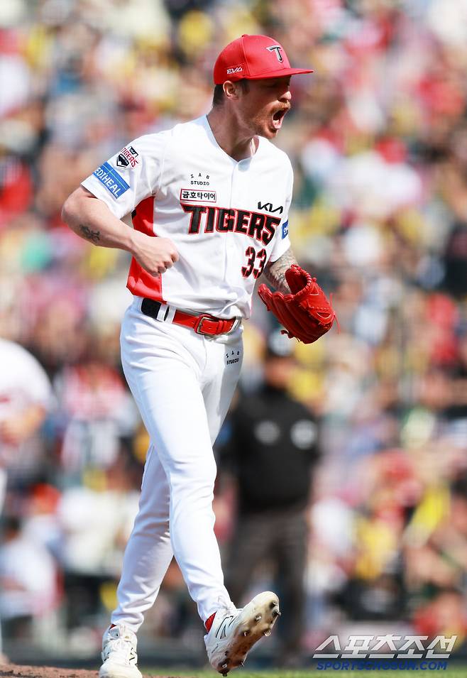 6회 퍼펙트 7회 노히트가 깨졌지만 올러는 무실점 피칭을 펼치며 3연패 빠져 있던 팀을 구했다.