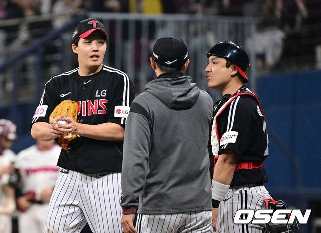 [OSEN=박준형 기자] LG 임찬규-박동원 2025.04.10 / soul1014@osen.co.kr