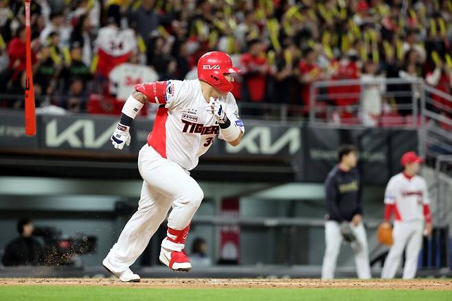 ▲ 나성범이 빠진 상황에서 KIA는 다시 최형우에게 기대야 하는 상황이 됐다 ⓒ연합뉴스