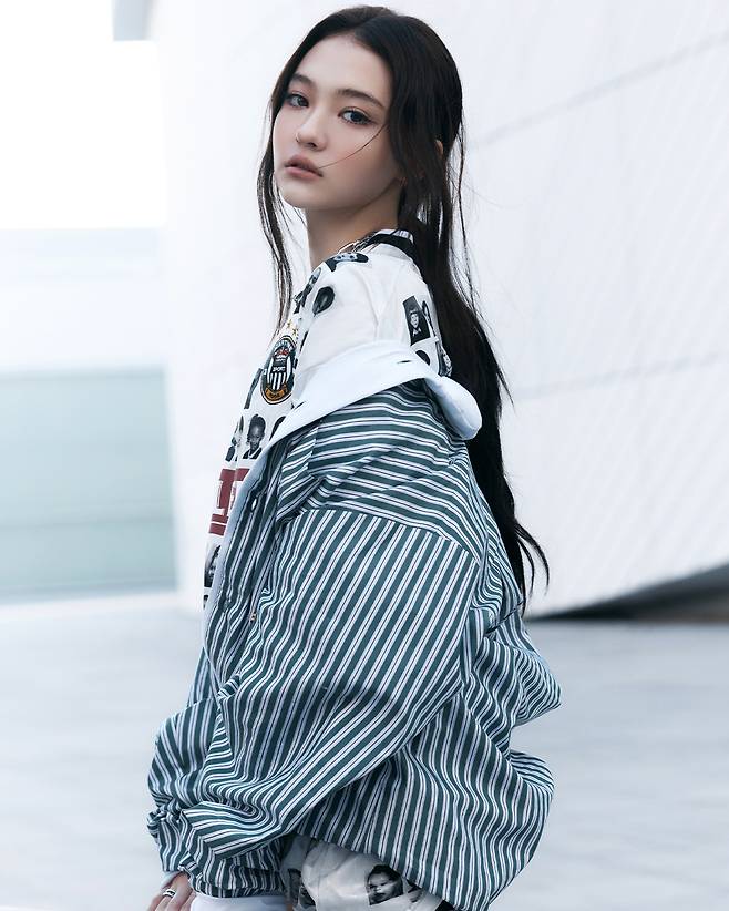 MEOVV(미야오) 엘라 /사진=더블랙레이블