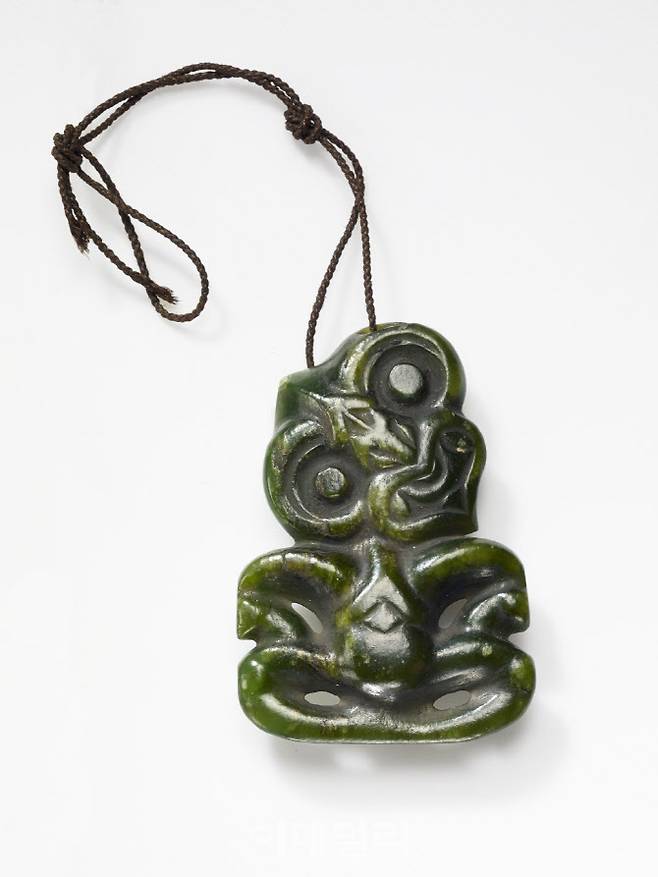 혈통과 생명력을 상징하는 목걸이, 헤이 티키. (사진=국립중앙박물관)