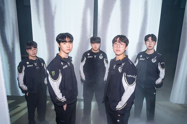 LCK 로드쇼에서 디플러스 기아를 상대하는 젠지
