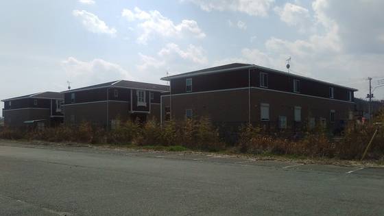 Townhouses in Japan [ALL JAPAN REAL ESTATE ASSOCIATION]