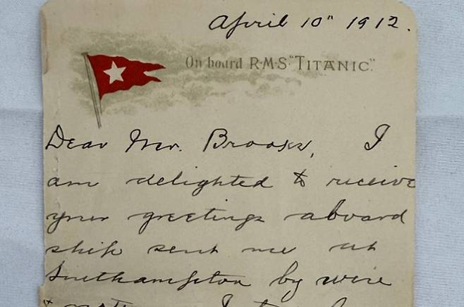 1912년 침몰한 타이타닉호 탑승객이 작성한 편지가 경매에서 약 5억7000만원에 거래됐다. 사진은 경매에서 낙찰된 편지의 모습. /사진=헨리 올드리지 앤드 손 경매 홈페이지 캡처