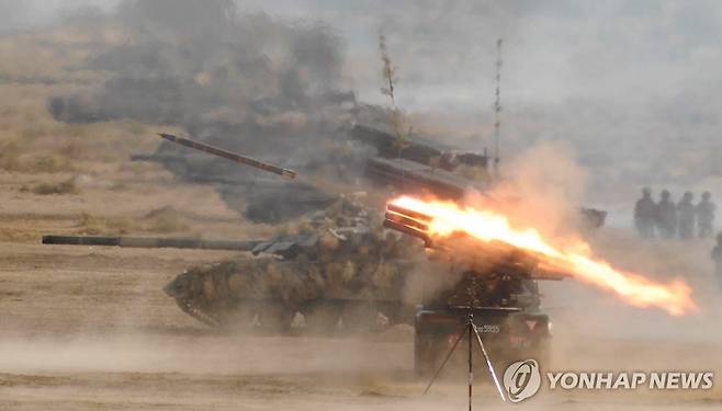 파키스탄 군사 훈련  *기사와 관련이 없는 자료사진입니다. [EPA 연합뉴스 자료사진. 재판매 및 DB 금지]