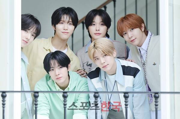 그룹 NCT 위시(사쿠야, 재희, 리쿠, 료, 유우시, 시온) / ⓒ이혜영 기자 lhy@hankooki.com