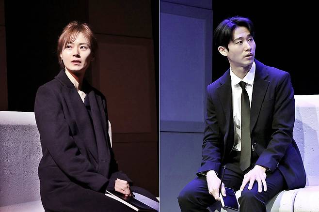 연극 '기형도 플레이' 중 '빈집' 에피소드. 남편과 아내가 함께 타고 가는 열차 안, 오래 전 죽은 친구에 관한 엇갈리는 기억이 지금 두 사람의 관계에 상처를 낸다. /극단 맨씨어터