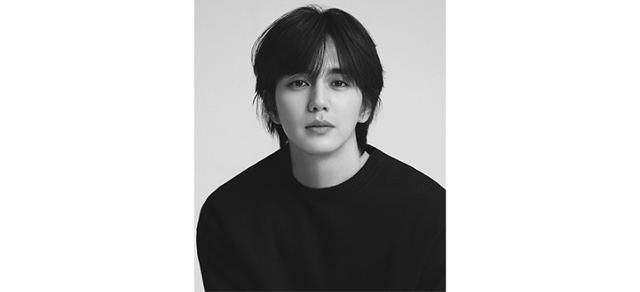 '킬링시저' 배우 유승호가 연극 첫 데뷔작인 '엔젤스 인 아메리카'를 떠올리며 쉽지 않았다고 돌아봤다. 토브씨어터컴퍼니 제공