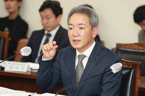 신규식 충북TP 원장 후보자가 23일 충북도의회 인사청문회에서 발언하고 있다. 2025. 04. 23. [사진=충북도의회]