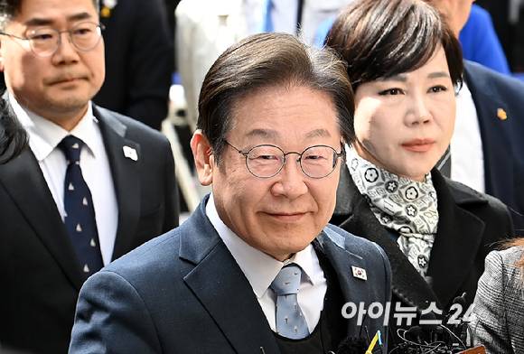 이재명 더불어민주당 대표가 지난 3월 26일 오전 서울 서초구 서울고등법원에서 열린 공직선거법 위반 혐의 2심 선고 공판에 출석하고 있다. [사진=곽영래 기자]