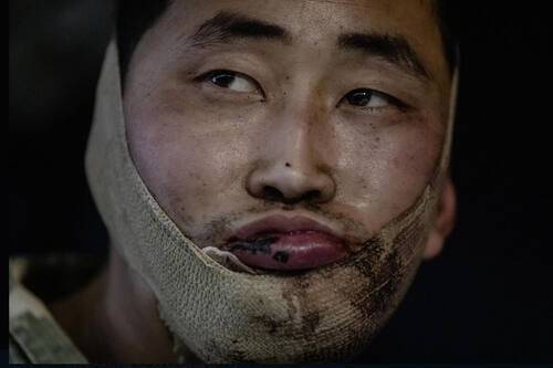 지난 1월 젤렌스키 우크라이나 대통령이 북한 군인 2명을 생포했다고 자신의 텔레그램에 글과 사진을 올렸다. 연합뉴스