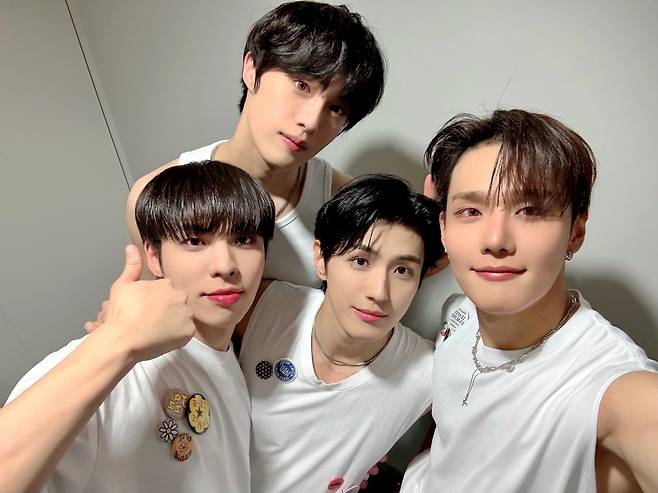 C9엔터테인먼트 제공