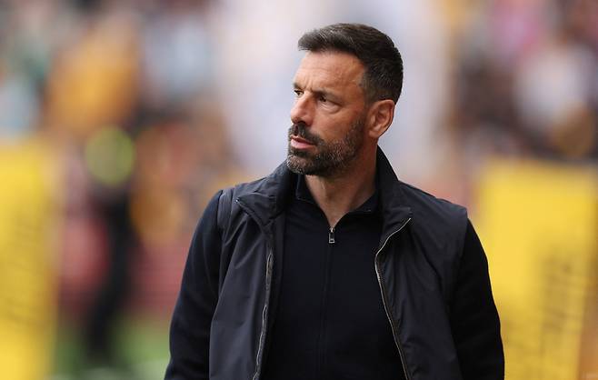 뤼트 판 니스텔로이 레스터 감독. <저작권자(c) 연합뉴스, 무단 전재-재배포, AI 학습 및 활용 금지>