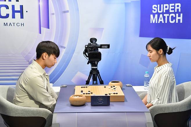 오유진 9단이 LG배 예선 결승에서 김범서 5단에게 패했다. [한국기원 제공. 재판매 및 DB 금지]