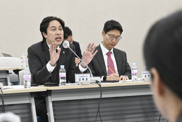 부산시의회와 부산시, 부산시교육청이 모인 정책협의회가 1일 출범했다. 부산시의회 제공