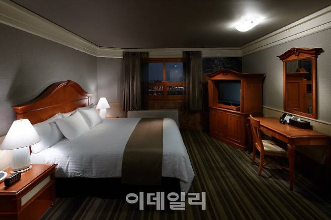 이랜드파크 켄싱턴호텔 여의도 켄싱턴 스위트 객실 (사진=켄싱턴 호텔)