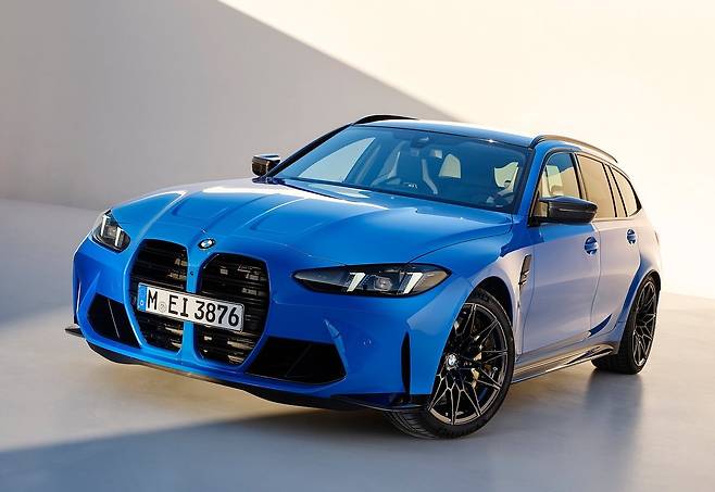 BMW M3 투어링 2025
