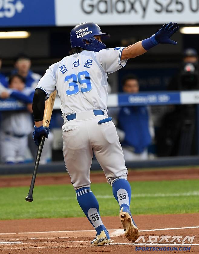 23일 대구 삼성라이온즈파크에서 열린 삼성 라이온즈와 KIA 타이거즈의 경기. 삼성 김성윤이 타격을 하고 있다. 대구=박재만 기자 pjm@sportschosun.com/2025.04.23/