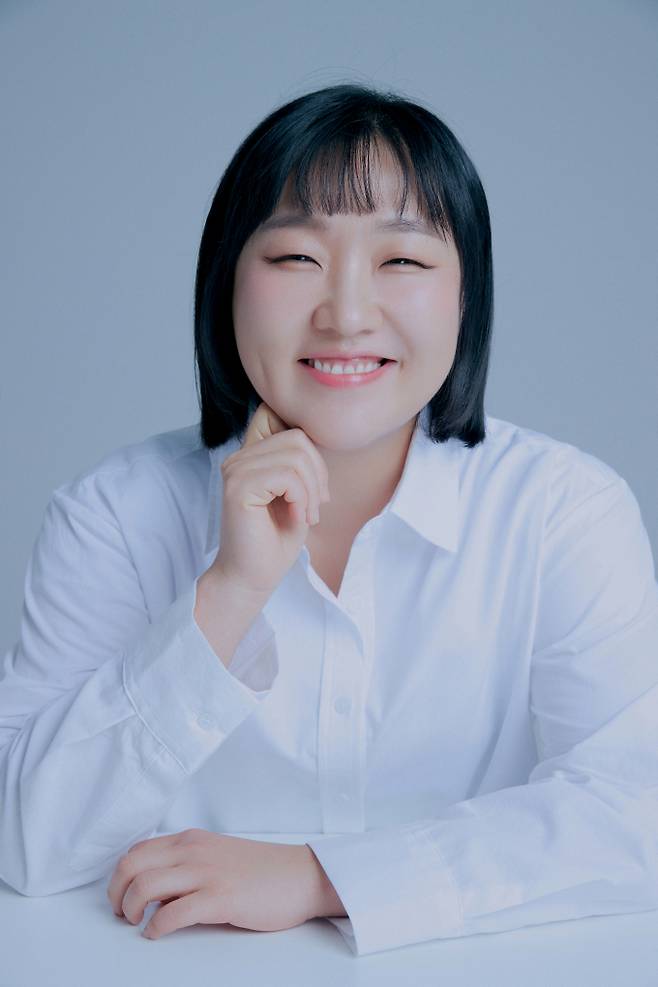 “독보적”… 이수지, 신동엽과 한솥밥 (사진: 씨피엔터테인먼트)