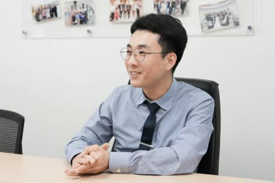 이현욱 UNIST 교수