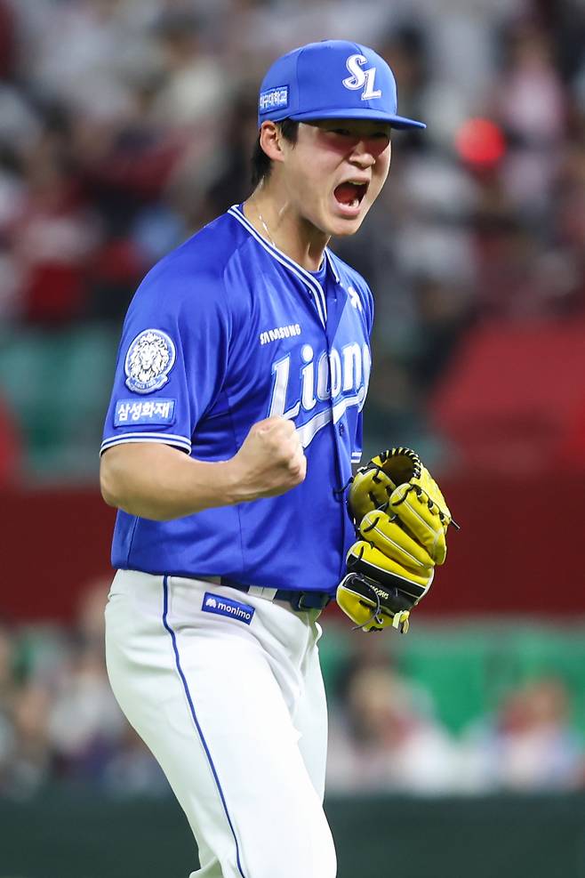 29일 인천 SSG전 7회 1사 만루를 막아낸 이호성이 마운드 위에서 포효하고 있다. 삼성 제공